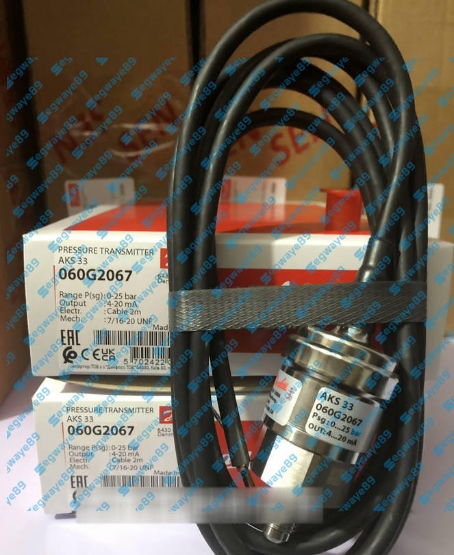 1PCS Danfoss AKS33 060G2067 pressure transmitter New