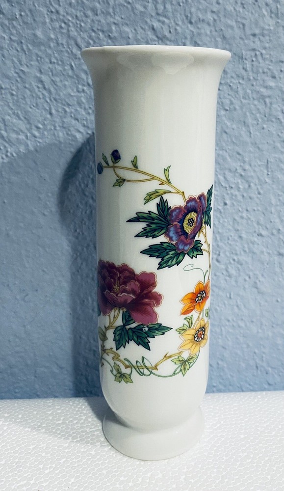 Porcelain Bud Vase Floral 6.5" Tall