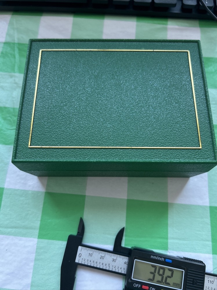 Sharp Golfer Watch Box Set