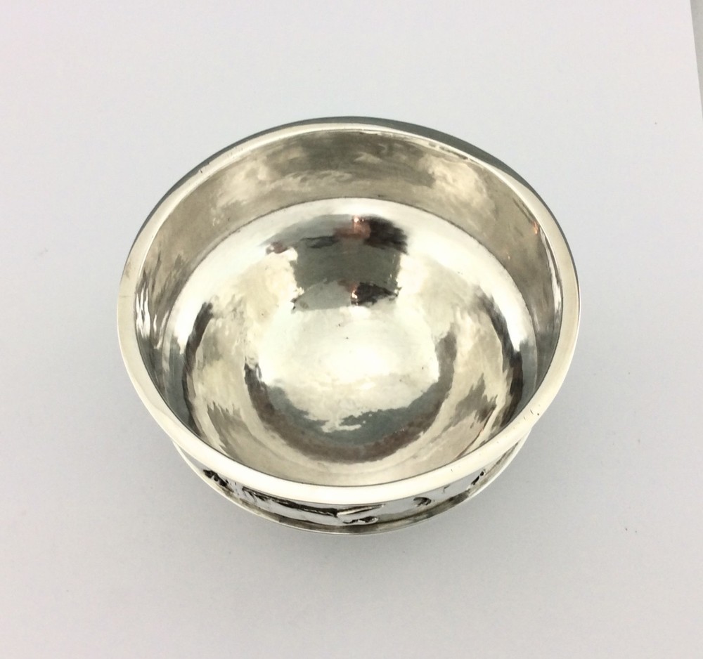 A.E.JONES ARTS & CRAFTS SILVER BOWL ANIMAL BORDER 1916