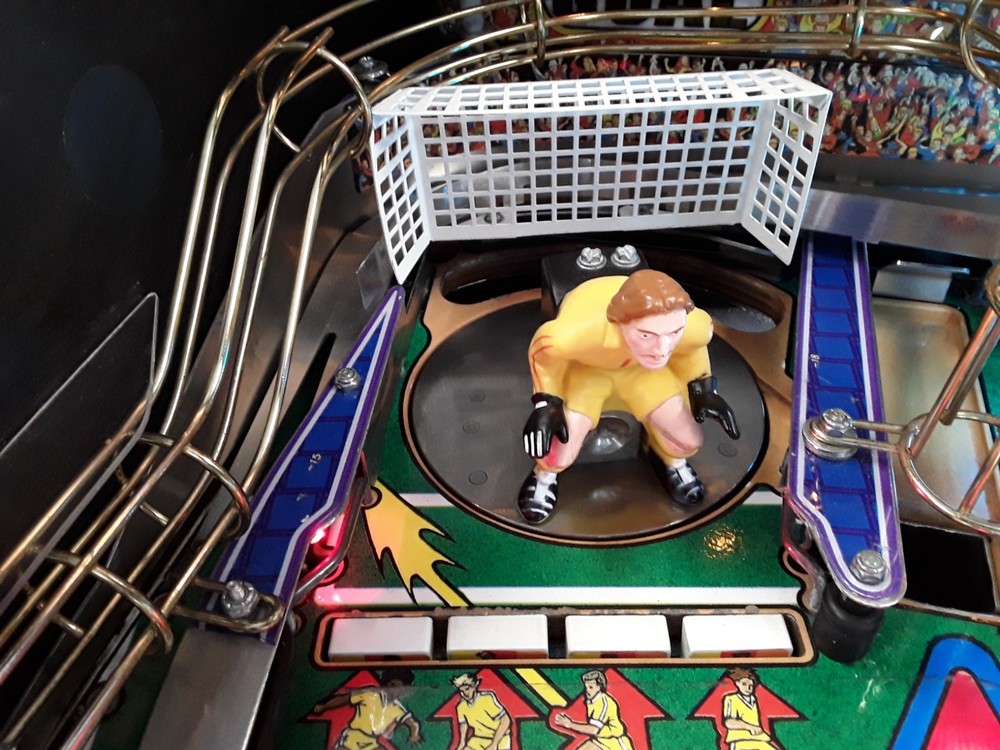 Striker Xtreme by Stern Pinball Machine-Completely Restored!