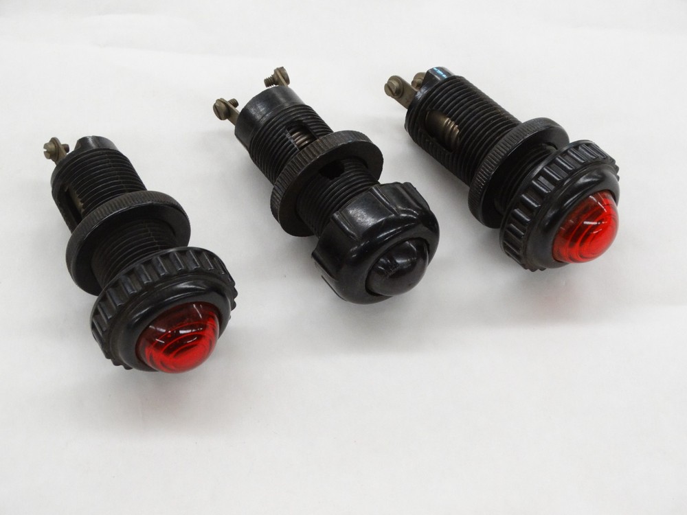 Vintage NOS Italia # 4244 Panel Mounted Red Indicator Lights