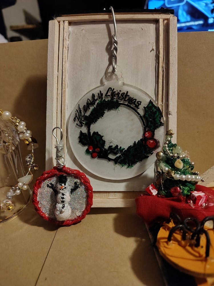 Handmade Jewelry, Decorations And Mini Sets