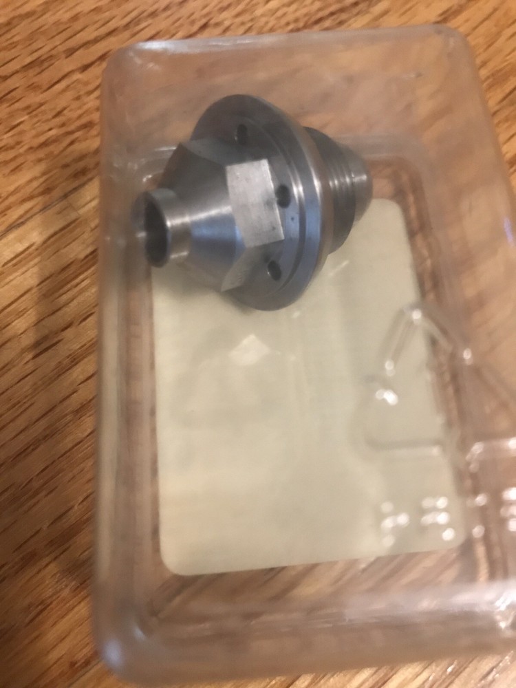 New Genuine Original Binks 45-5913 Fluid Nozzle 59CSS