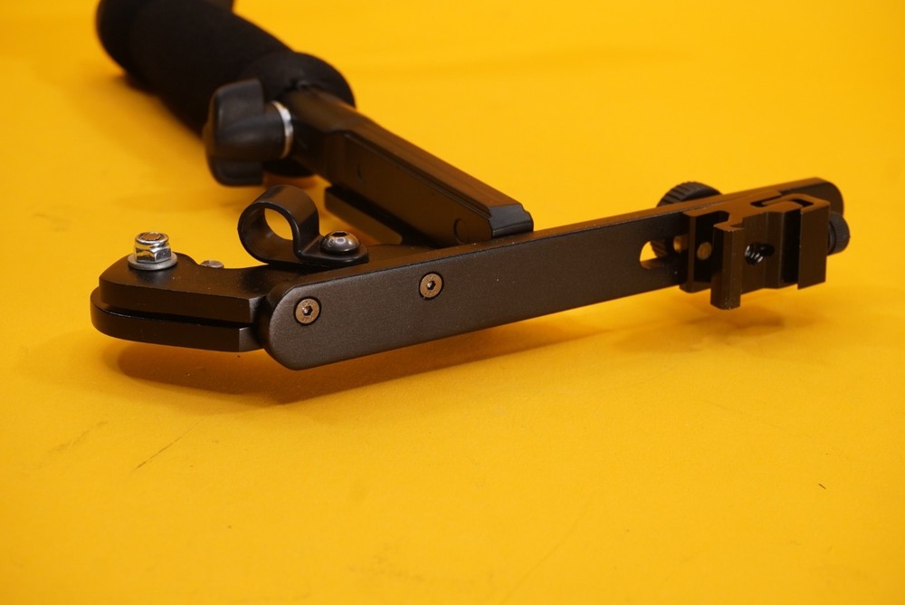 ProMaster Flash Bracket Pro w/ Dovetail Mount (#5528)