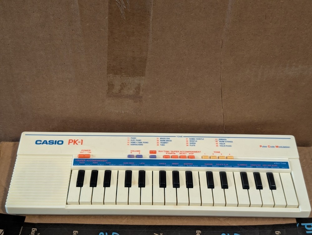 Vintage Casio PK-1 32-Key Electric Keyboard Pulse Code Modulation Working