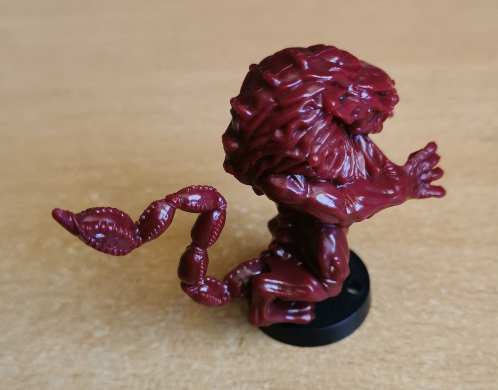 Dark World Game 1 X Manticore with stand Waddingtons 1992
