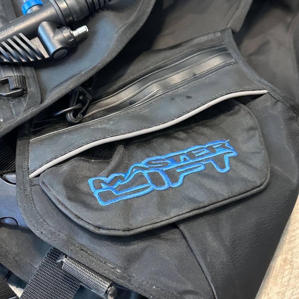 Beuchat Master Lift Equalizer Size M Buoyancy Compensator CLEAN!