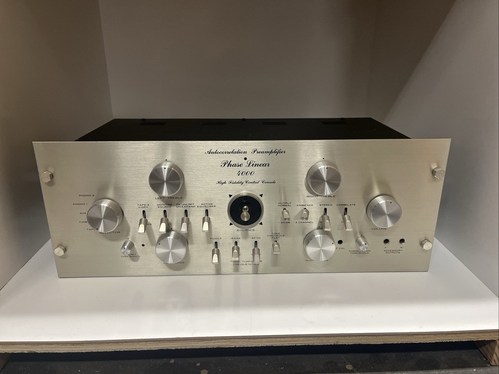 Phase Linear 4000 Autocorrelation Preamplifier
