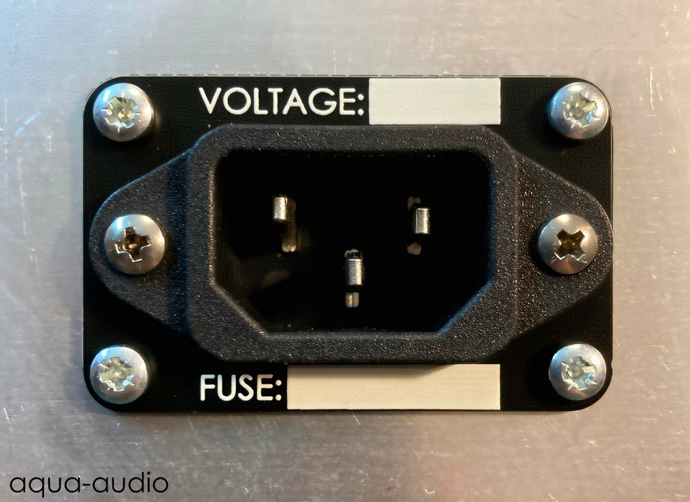IEC Socket To Round Hole Mounting Plate For DIY Projects