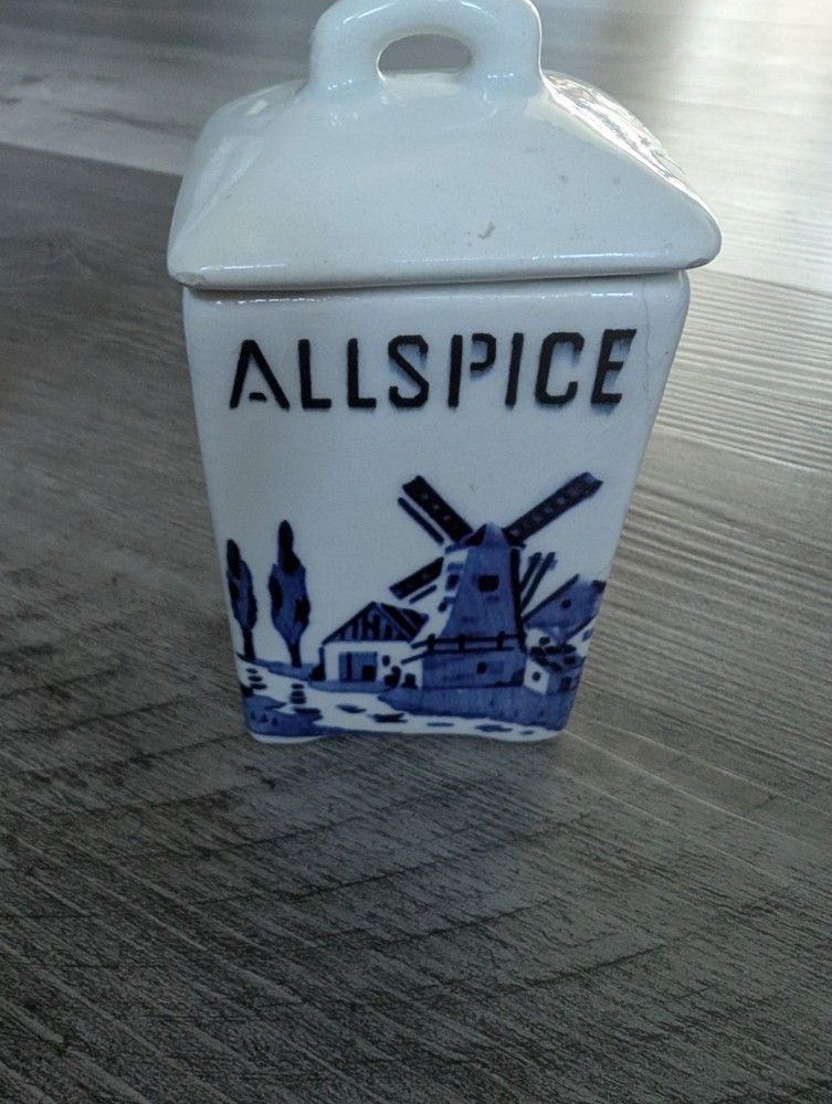 Set of 5 Vintage Small spice containers