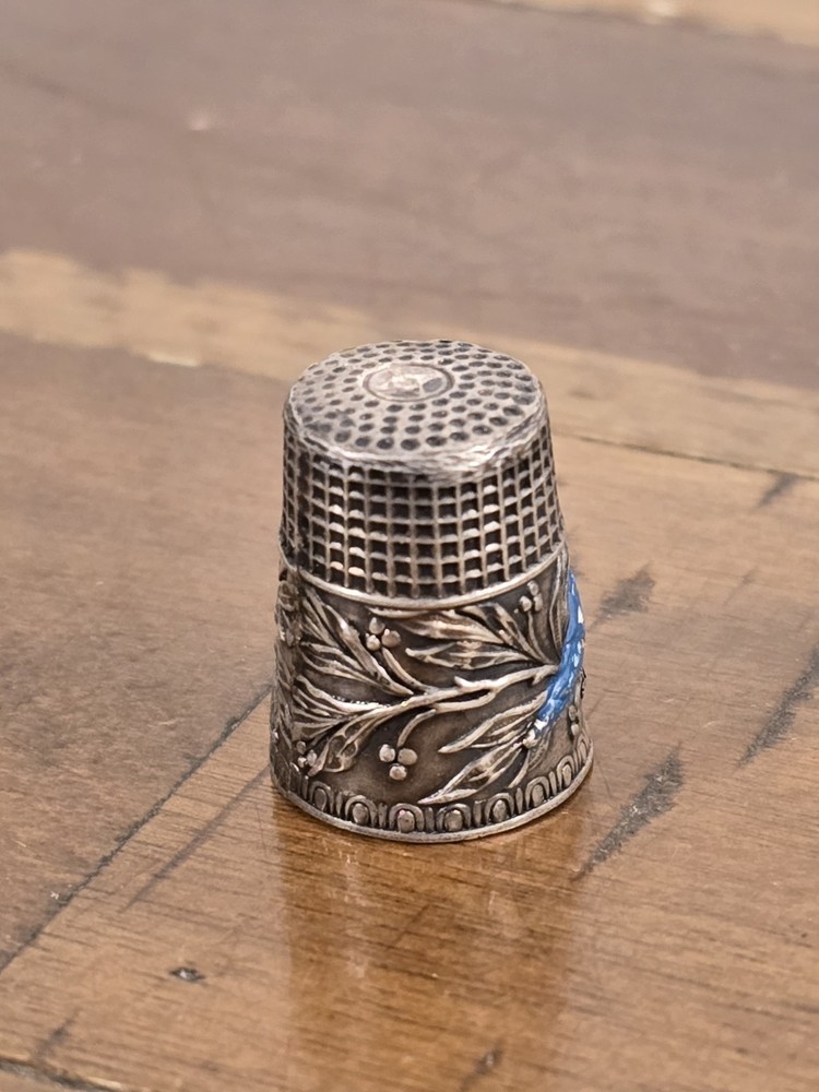 Antique / vintage sterling silver sewing thimble painted bird