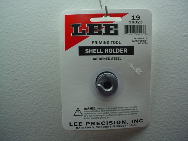 Lee - #90023- Priming Tool Shell Holder - #19 - New !!