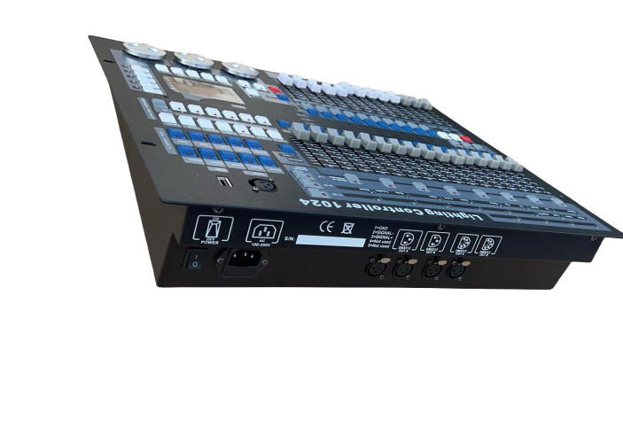 US 1024 Channels DMX Controller Console/ Flightcase For Stage Lighting DJ Club
