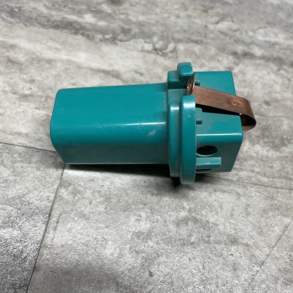 Appleton 304075 Pin & Sleeve Connector Assembly, Lightly Used