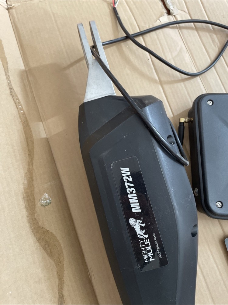 Mighty Mule MM372W Automatic Dual Smart Gate Opener