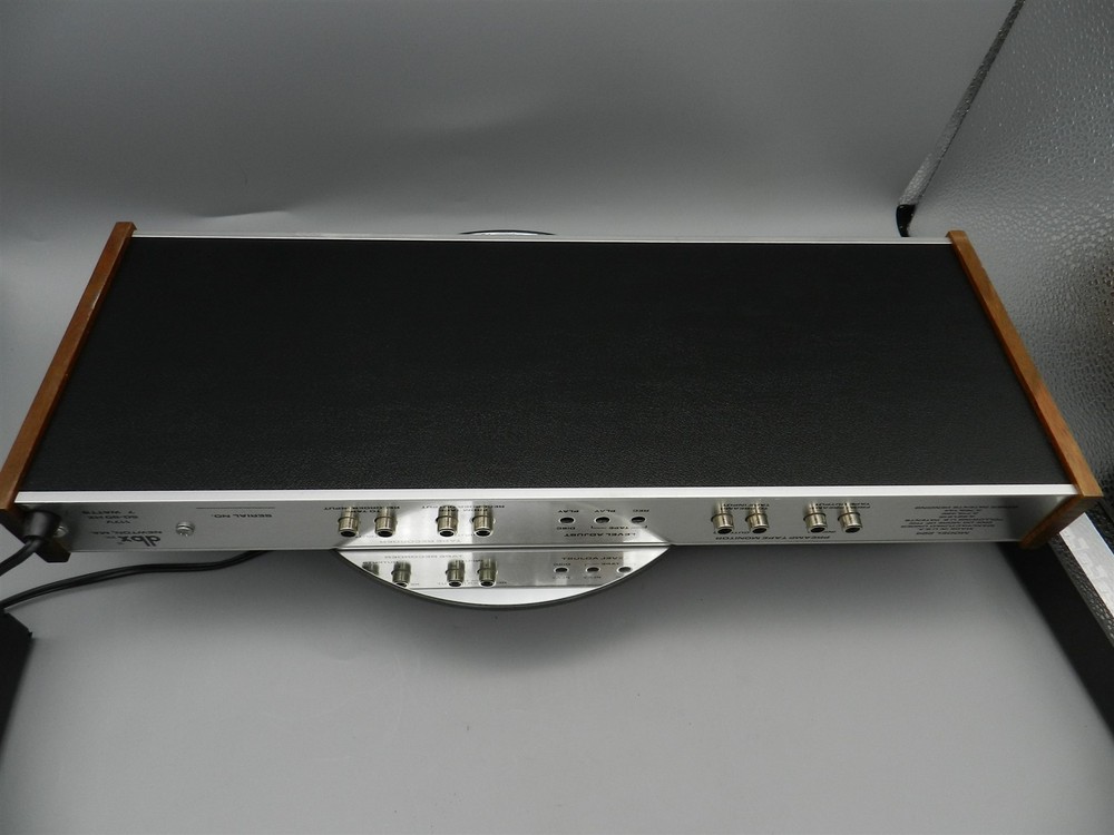 DBX 224 Type II Tape Noise Reduction Simultaneous Encode/Decode Noise Reduction