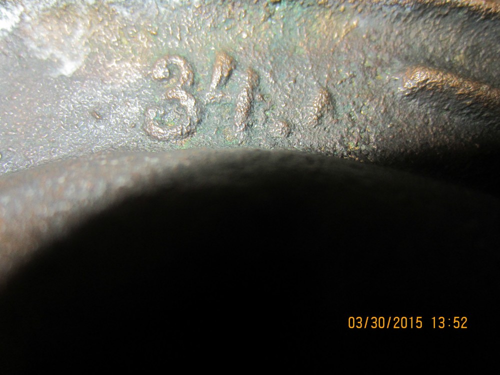 EQUESTRIAN STEEPLECHASE JUMPER BRONZE ASHTRAY