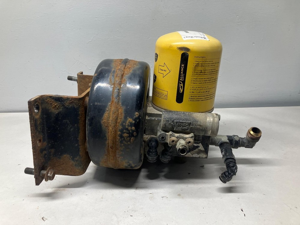 Bendix AD-IS Air Dryer - Used