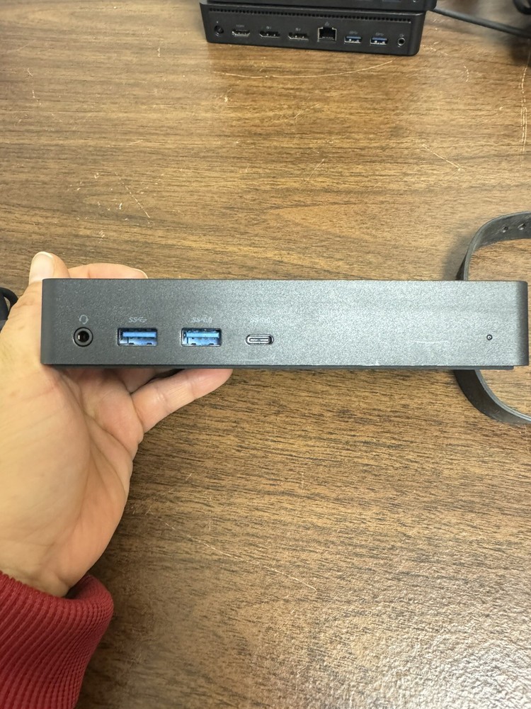 Dell Docking Station D6000 With Power Cord