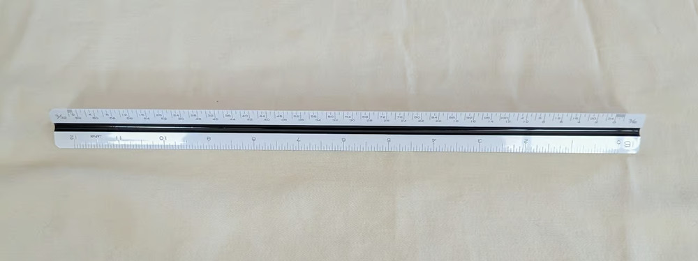 Telodyne Post 38CT-580 triangular architects scale ruler with case