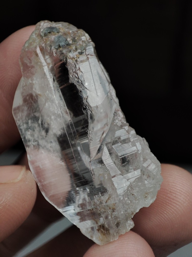 Lemurian Quartz Crystal With Unique Growth & Nice Terminations-Pak.
