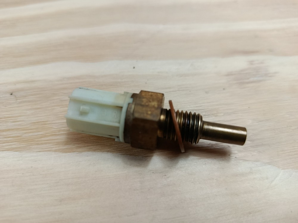 YAMAHA MT 07 2014 - 2016 M401E ENGINE TEMPERATURE SENSOR OEM Genuine