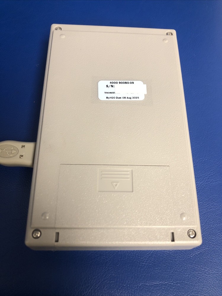 USED TRACEABLE DIGITAL THERMOMETER 4000 / 50 MEMORY