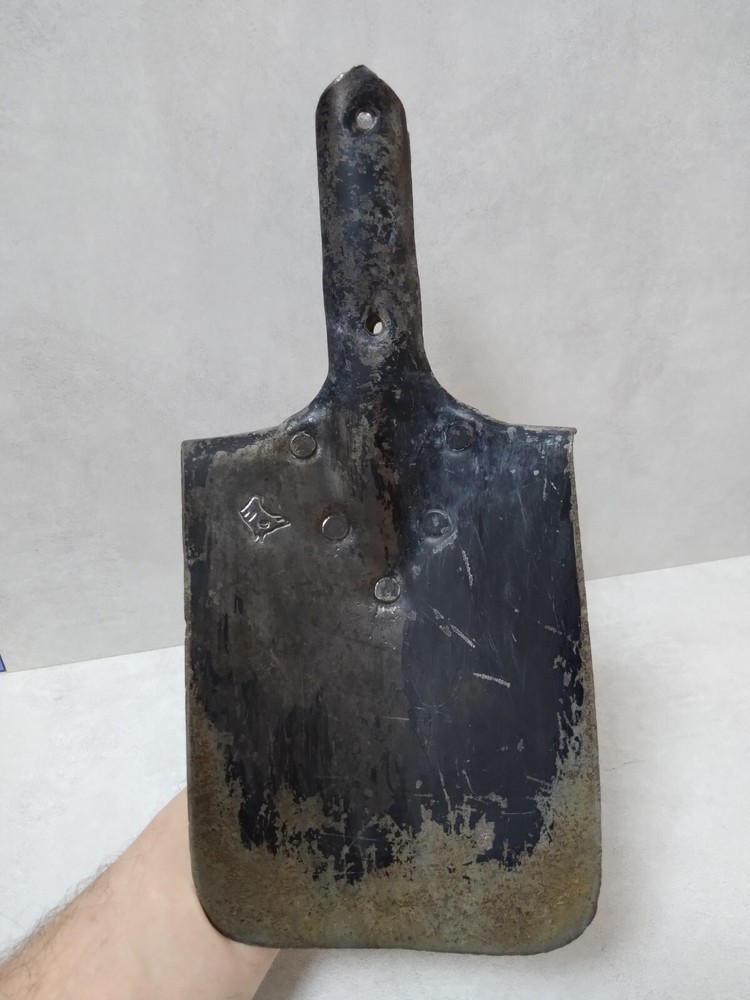 WW2 Original Authentic Relic German Sapper Shovel, mark MFR Wolf