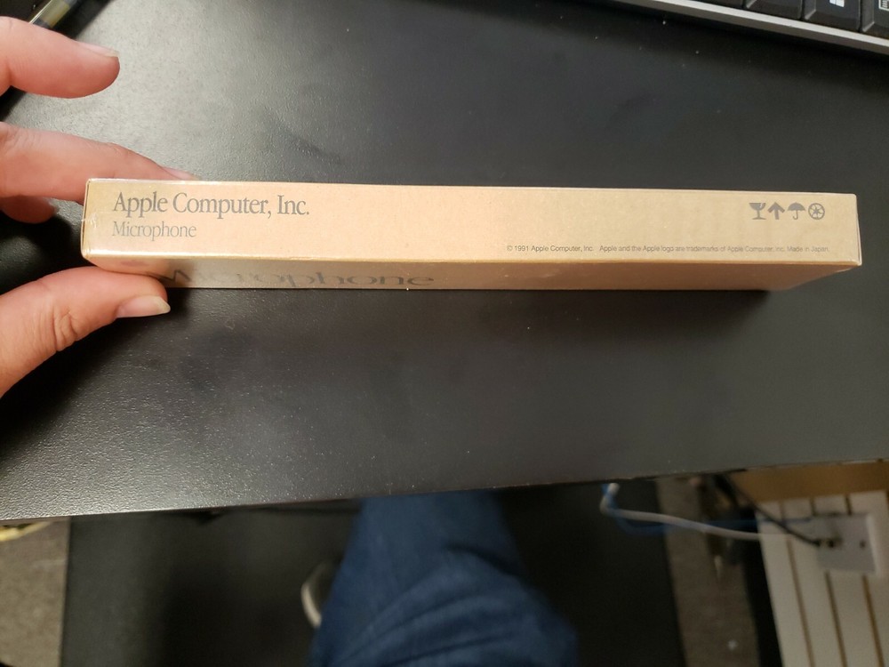 1991 apple microphone, new in box, 699-5103-A