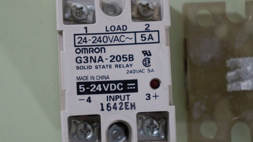 Omron G3NA-205B Solid State Relay , 5-24VDC