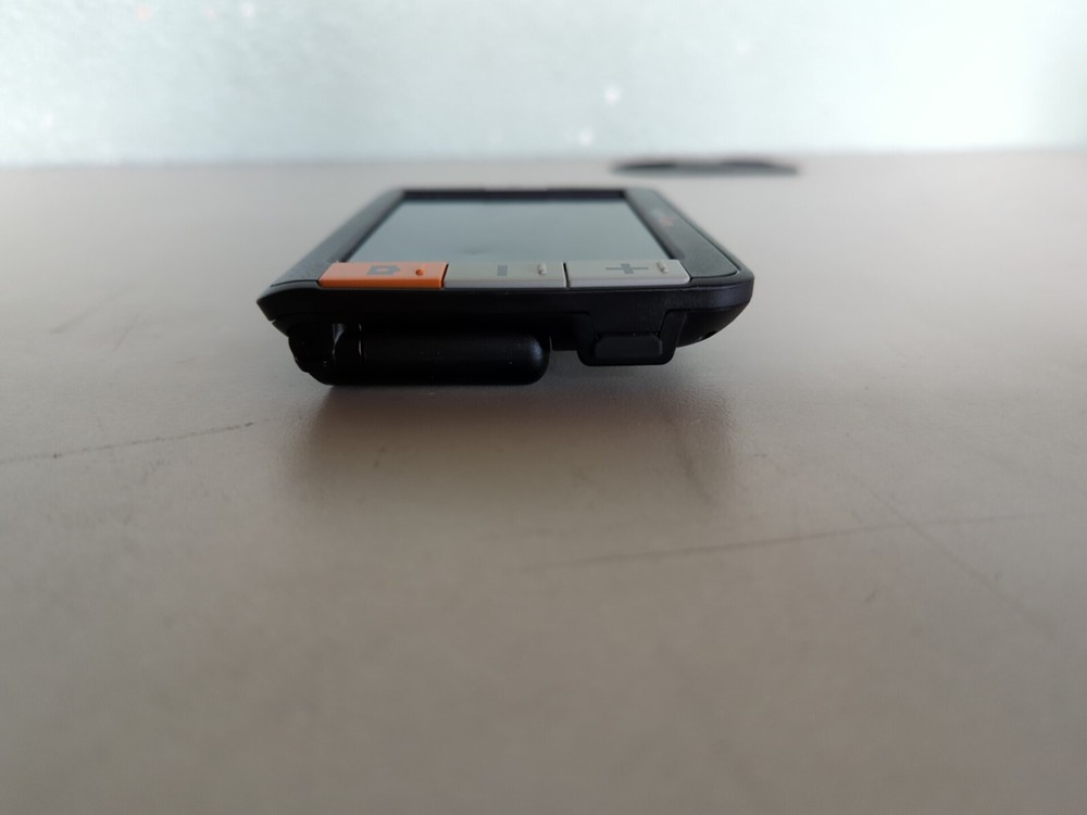 HUMANWARE Explore 5 Handheld Electronic Magnifier - CRACKED SCREEN