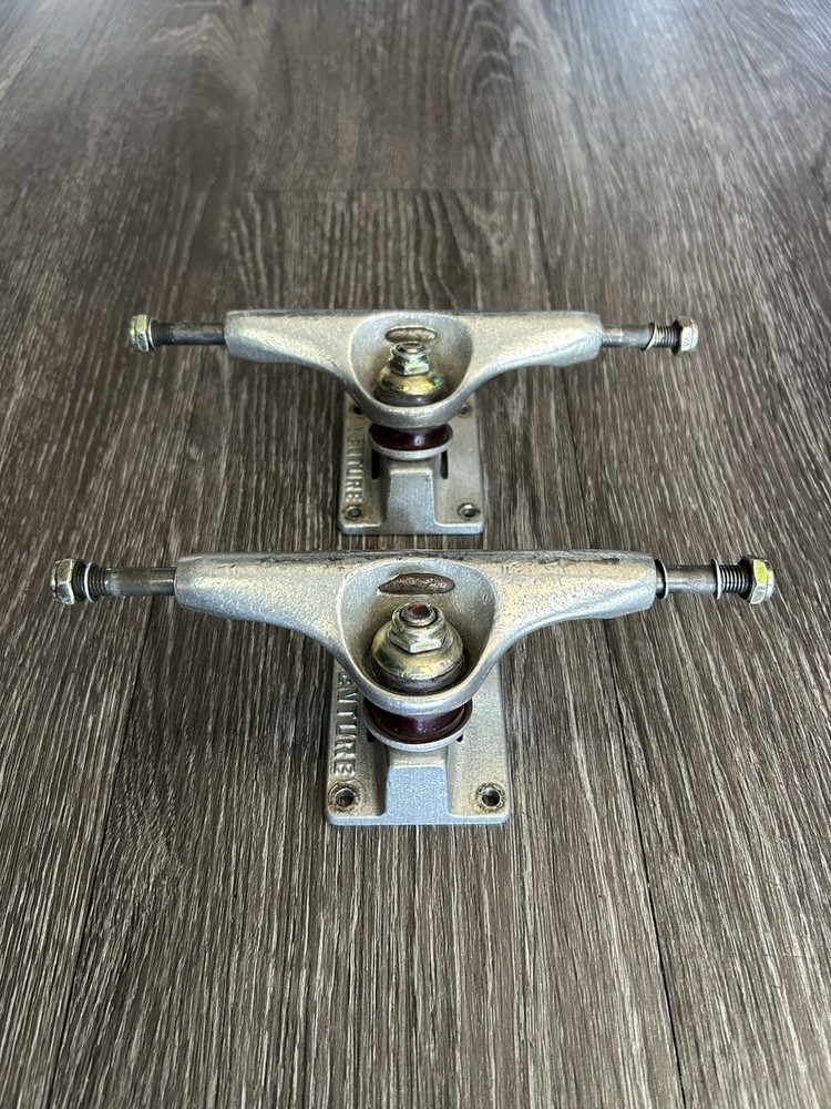 Venture 5.0 Standard Skateboard Trucks USA Made Baseplates