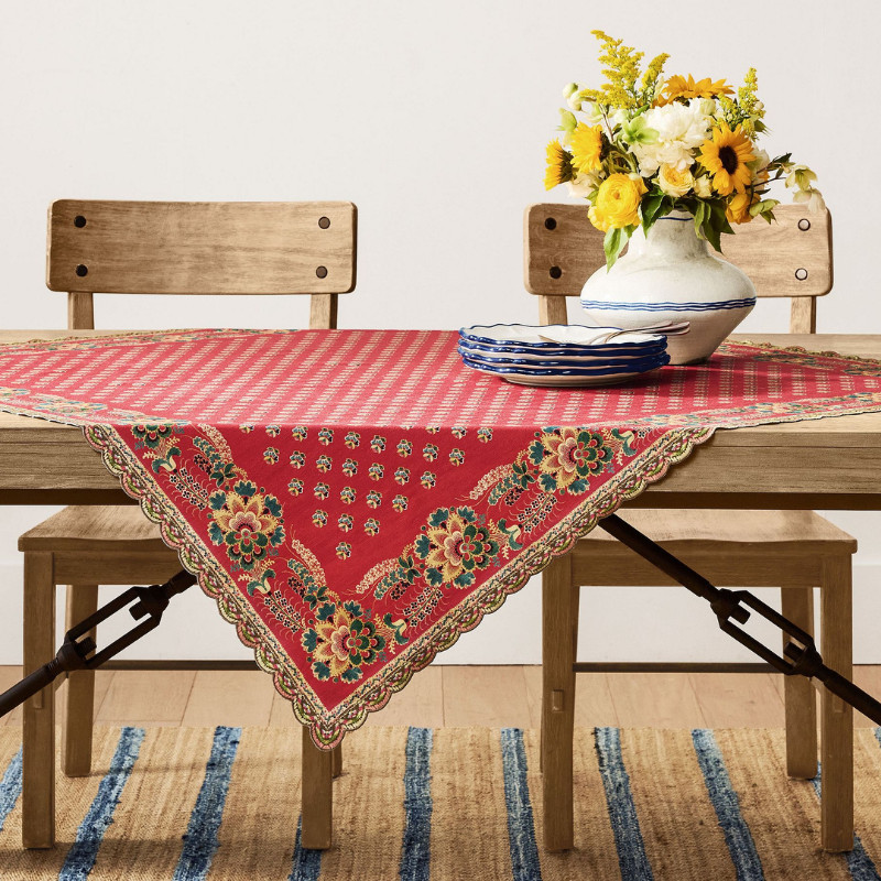Pottery Barn Adda Scalloped Cotton Table Throw