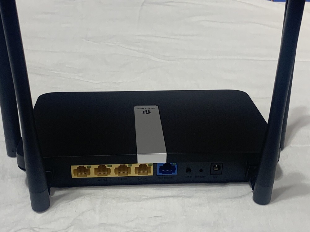 AX1800 WIFI 6 router