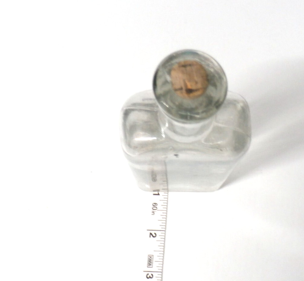 Vintage 6.5 in Magic Gloss Clear Bottle