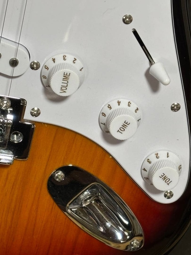 Pristine SELDER Electric Guitar Sunburst