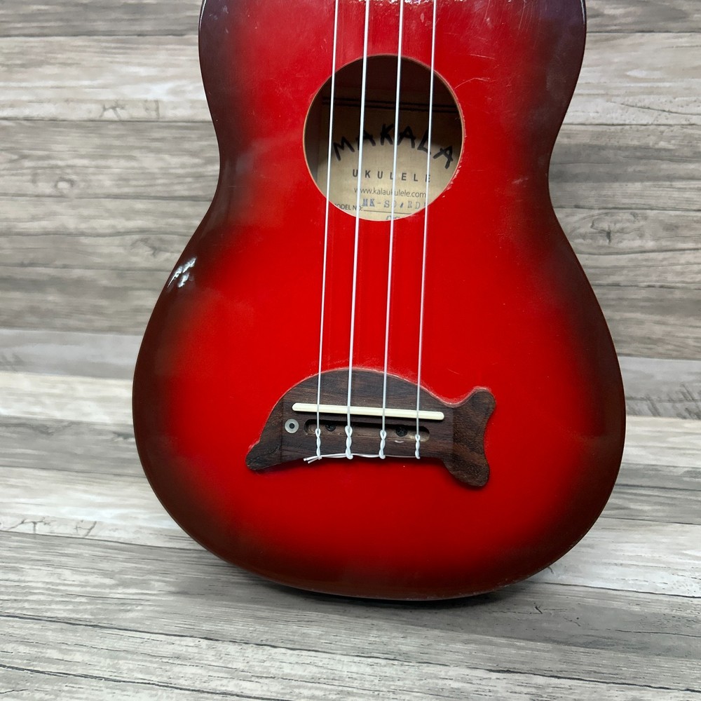 Makala Dolphin Ukulele Red MK-SD