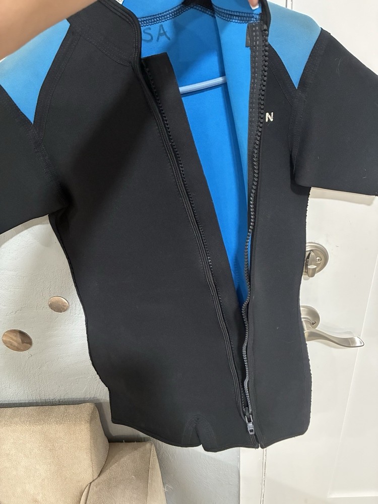 Large Henderson short Sleeve Spring Suit