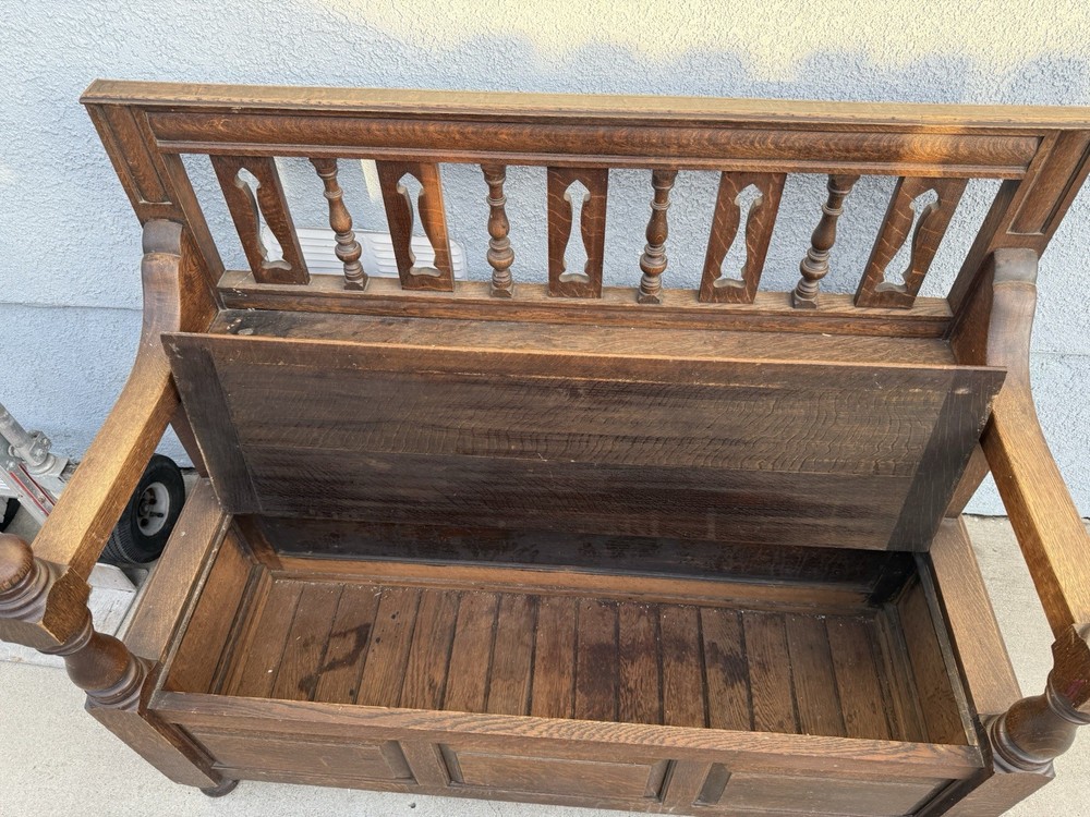 ANTIQUE SOLID OAK HALL / FOYER BENCH WITH STORAGE