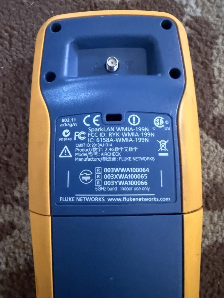 Fluke Aircheck 802.11 Handheld Wi-Fi Wireless Network Tester