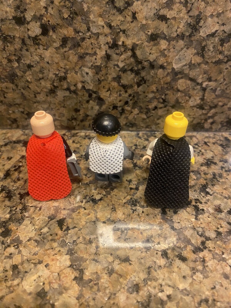 5 - Lego Mini Figure Capes ***NEW***