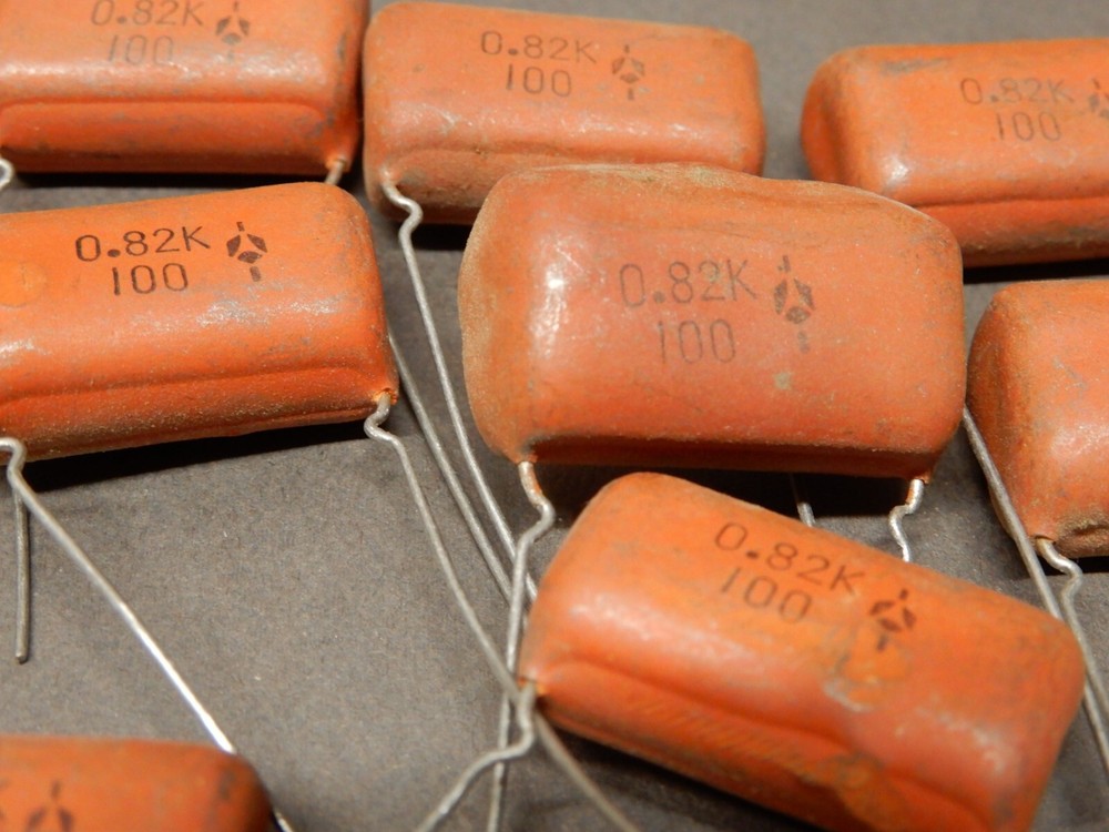 Thomson .82uf 100V Orange Dropish Capacitors Qty 10 NOS Sample .82uf