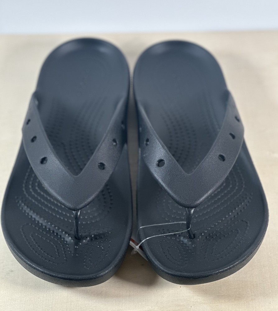 Crocs Adults’ Classic Flip Flop V2 - Black