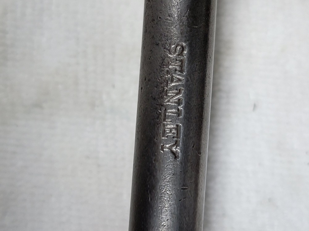 Vintage Stanley Hand Drill Brace # 813-10"