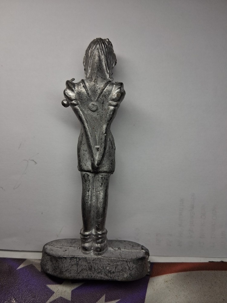 Kilroy Was Here Unpainted Figure