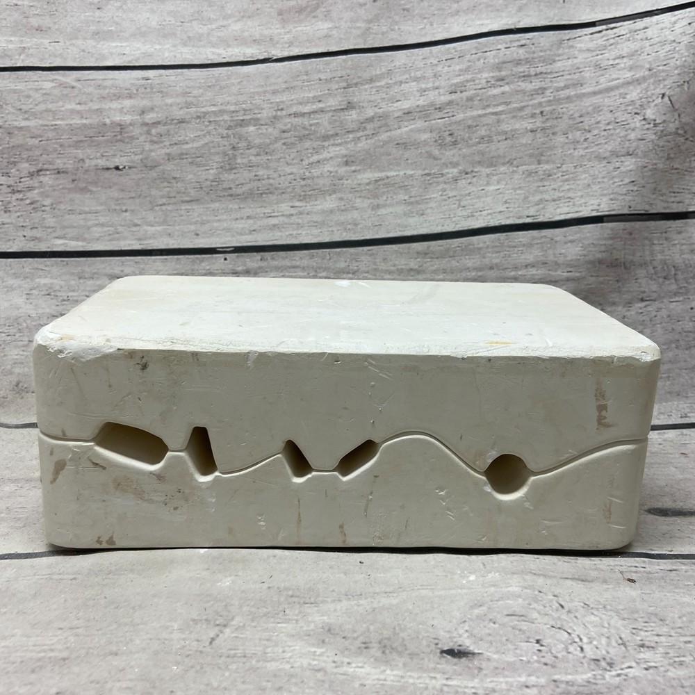 Macky Hobby Molds Ceramic Casting Mold Three Pixy Skaters #325