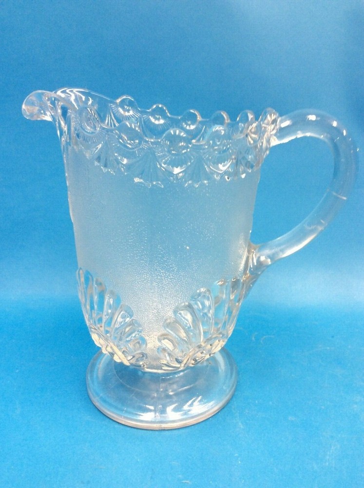 Clear Glass Rippled Unbranded Decorative Serving Iced Tea Lemonade Pitcher