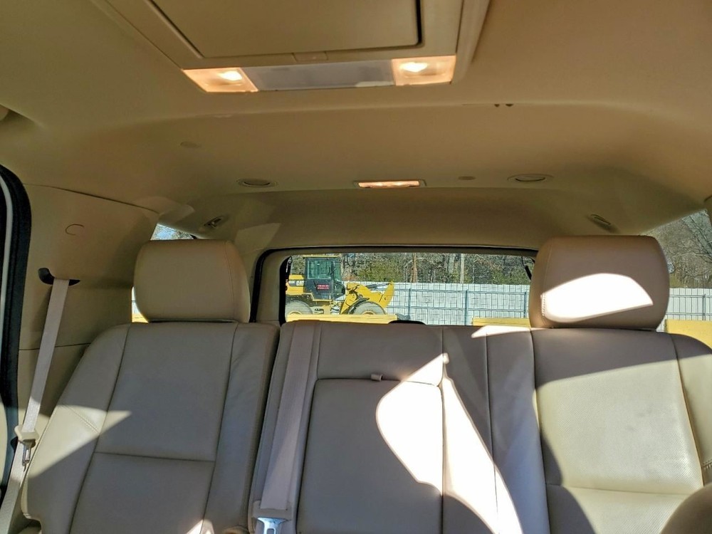 Fuse Box Engine Fits 10-14 ESCALADE 4960965