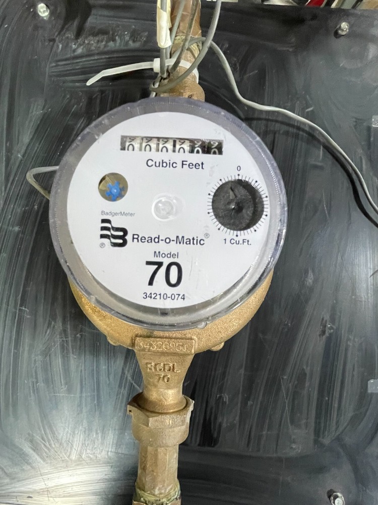 Badger 1 1/2" Water Meter Model 70